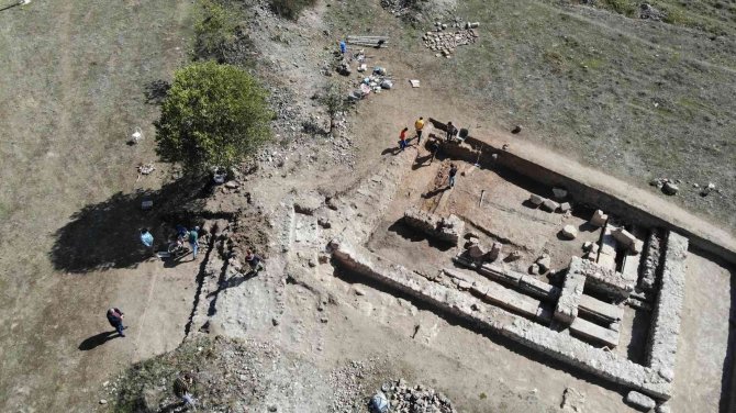 5 Bin 500 Yıllık Hadrianaupolis’te Roma Kalesi Olduğu Düşünülen Alanda Sur Kazıları Yapılacak