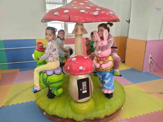 Kur’an Kursu Öğrencileri Doyasıya Eğlendi