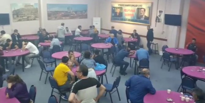 İ̇çerisinde ‘Kolpaçino’ Kumarhanesin De Olduğu Çok Sayıda Adrese Baskın Yapıldı