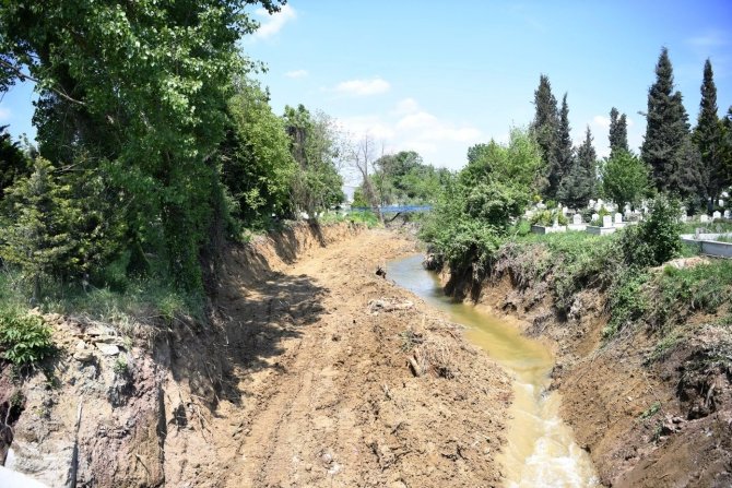 Uzunbey’de Dere Islahı Çalışması Yapılıyor