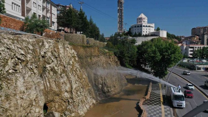 Büyük Keçiören Şelalesi Yaza Hazırlanıyor