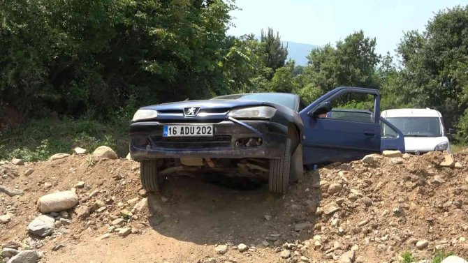 Yakalanacağını Anlayınca Polise Kurşun Yağdırdı