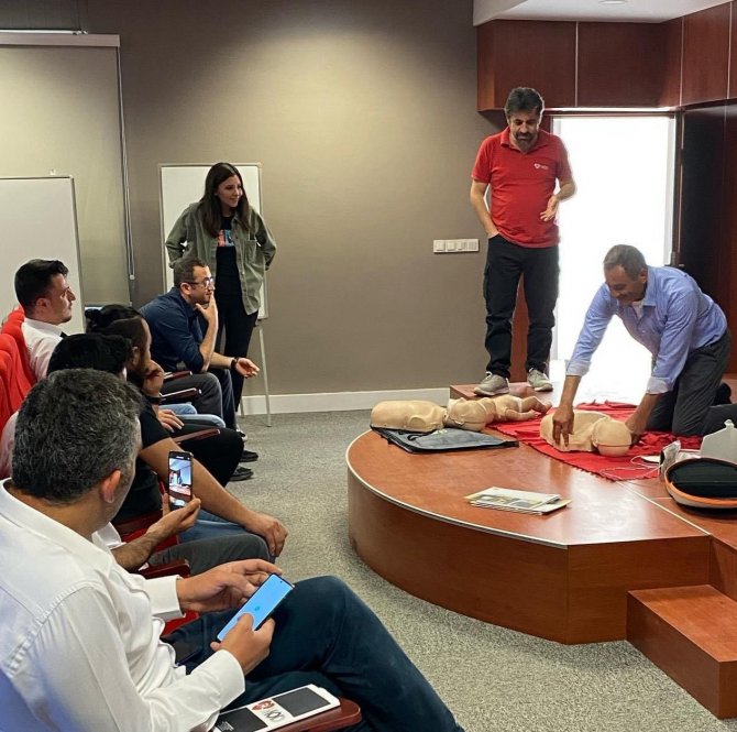 A’dan Z’ye Herkes İlk Yardım Eğitimi Aldı