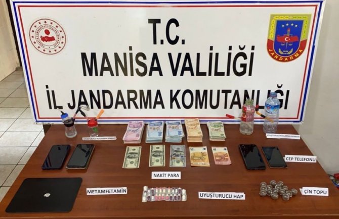 Manisa’da Jandarmadan Uyuşturucu Operasyonu: 2 Gözaltı