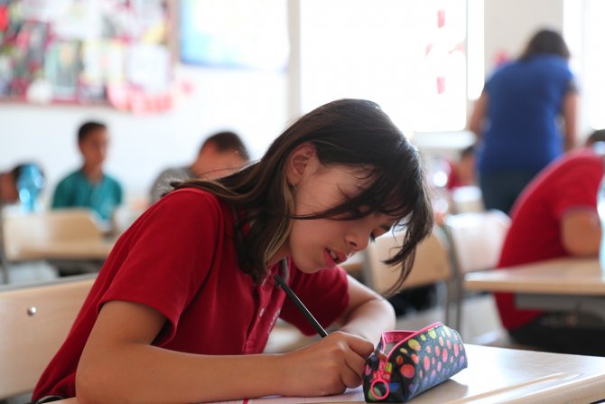 Merkezefendi’de 4 Bin Öğrenci ‘Robotik Kodlama Sınavı’na Girdi