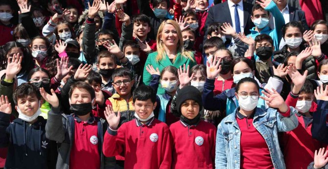 4 Bin Öğrenciye 3.8 Milyon Tl Öğrenim Desteği Sağlandı