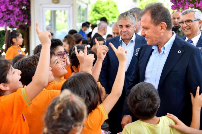 Başkan Seçer: "Günümüzün En Büyük Hastalığı İnsanları Ötekileştirmek"