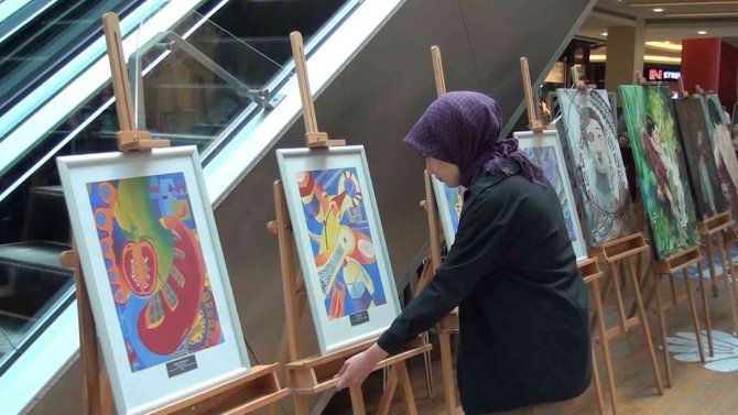 Öğrencilerin Heykel Ve Tablolarına İlgi