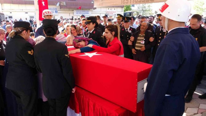 Pençe-kilit Operasyonu Şehidi Meral, Yozgat’ta Son Yolculuğuna Uğurlandı
