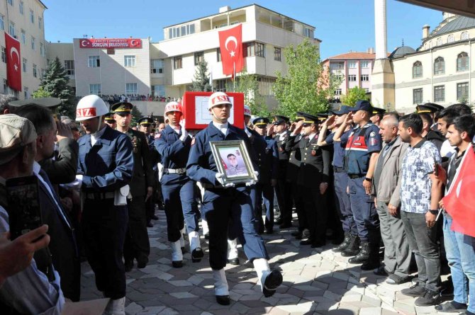 Pençe-kilit Operasyonu Şehidi Meral, Yozgat’ta Son Yolculuğuna Uğurlandı