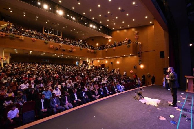 Pursaklar’da Minik Öğrencilerin İlk Mezuniyet Heyecanı