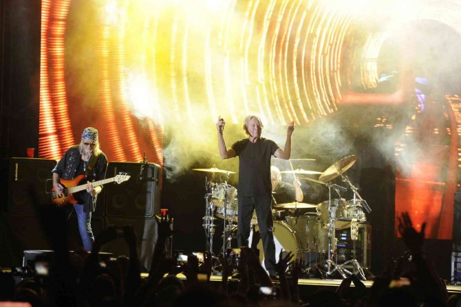 İ̇stanbul’da Deep Purple Fırtınası