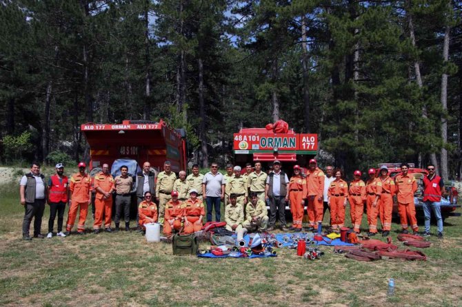 Türk Kızılay Çalışanlarına Yangın Eğitim
