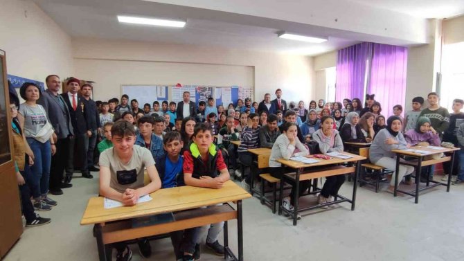 Gaziler, Öğrencilere Vatan Sevgisini Anlattı