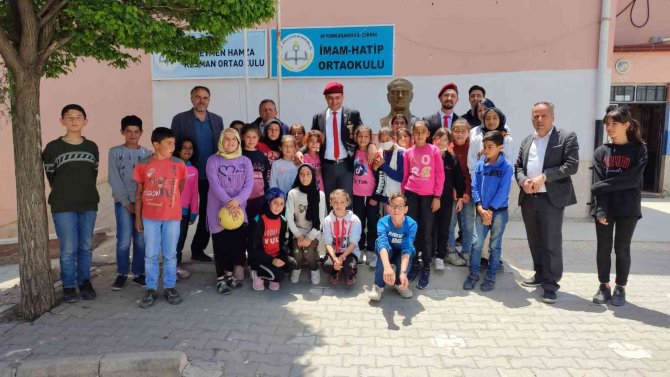 Gaziler, Öğrencilere Vatan Sevgisini Anlattı