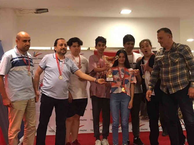 Satranç Yöre Yarışmalarında Dereceye Girenler Ödüllendirildi