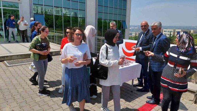 Öğrencilere ‘Hayrabolu Tatlısı’ Dağıtıldı