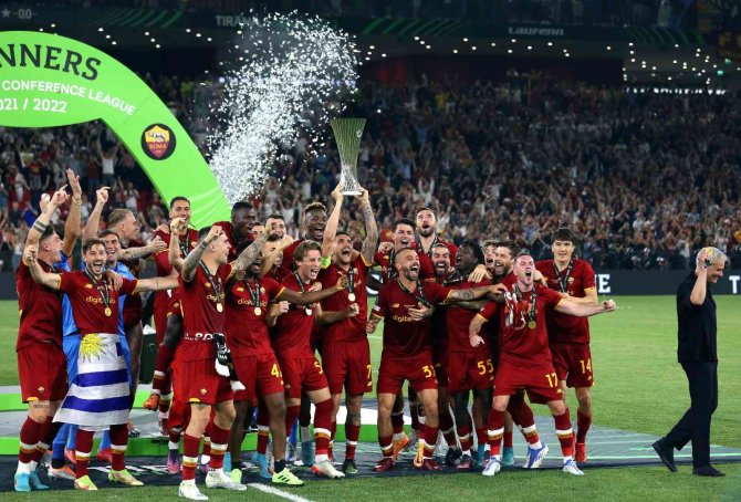 Konferans Ligi’nin İlk Şampiyonu Roma