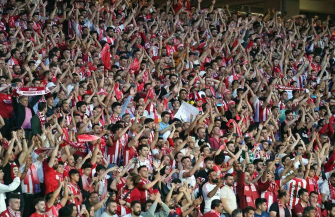 Ziraat Türkiye Kupası Finali: Kayserispor: 0 - Sivasspor: 0 (Maç Devam Ediyor)