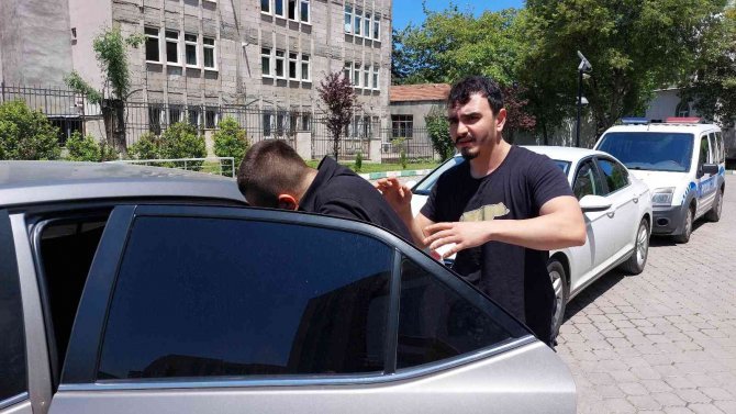 Avukat Katibi Uyuşturucu Ticaretinden Tutuklandı