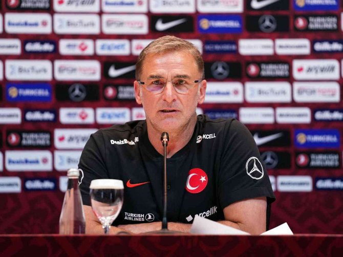 Stefan Kuntz: “Her Oyuncu İçin Milli Takım Kapısı Açık”