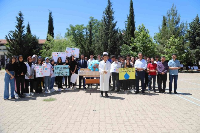 Kahta’da Dünya’nın Cenaze Namazı Kılındı