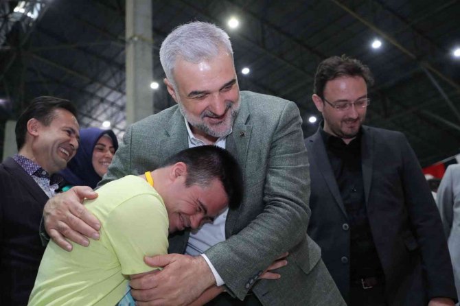 Osman Nuri Kabaktepe; “Ak Parti Yaparsa Böyle Yapar”