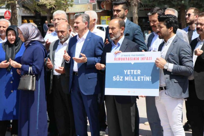 Ak Parti Aksaray Teşkilatı, Adnan Menderes Ve Bakanları Dualarla Andı