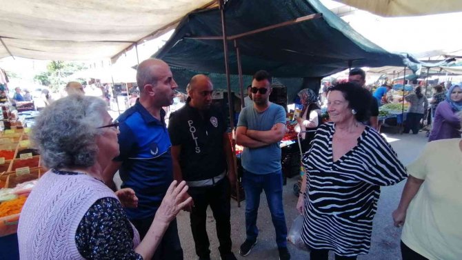 İ̇sveçli Kadın Turist, Alışveriş İçin Geldiği Pazarda Çantasından Oldu