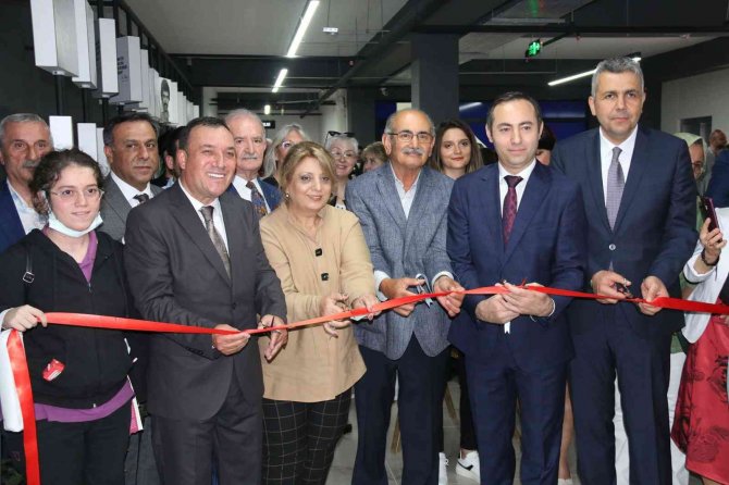 “Bağımsızlığa Geçilen Eşik Samsun” Sergisi Beğeni Topladı