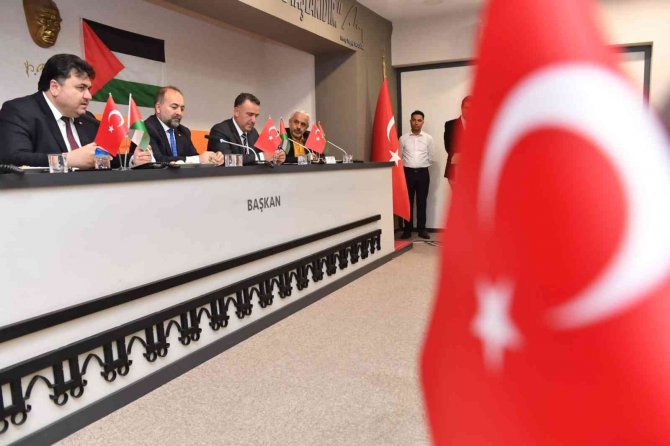Havran’da Filistin İle ’Kardeşlik Ve İ̇şbirliği’ Protokolü