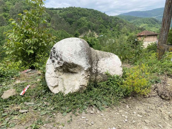 Heyelanda Toprağın İçinden Tarih Çıktı