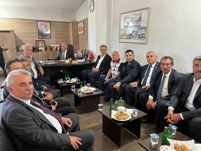 Başkan Ömer Günel Belediye Başkanları Toplantısı İçin Van’da