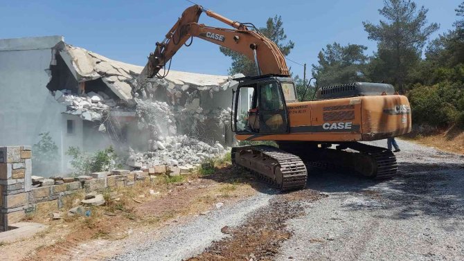 Bodrum’da 3 Yıldır Kaçak Yapılarla Mücadele Devam Ediyor