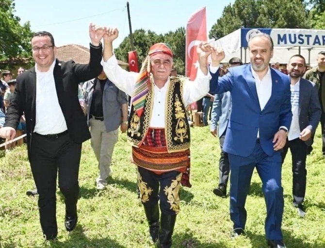 Kabulbaba’da Zafer Üncül’ün, Ağa Yine Niyazi Dal Oldu