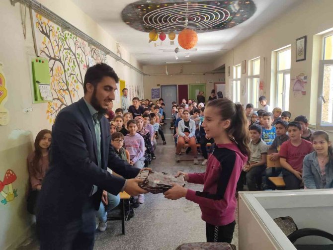 Dicle İ̇lçe Müftüsü Azad Akın Öğrencilere Seminer Verdi