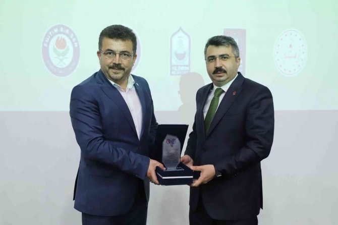 ’Bir Bilenle Bilge Nesil’ Kitap Okuma Yarışmasının Kazananları Belli Oldu