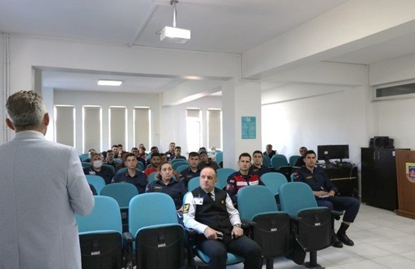 Eskişehir Jandarma Komutanlığı’nda Görevli 120 Personele “Afet Bilinci” Eğitimi