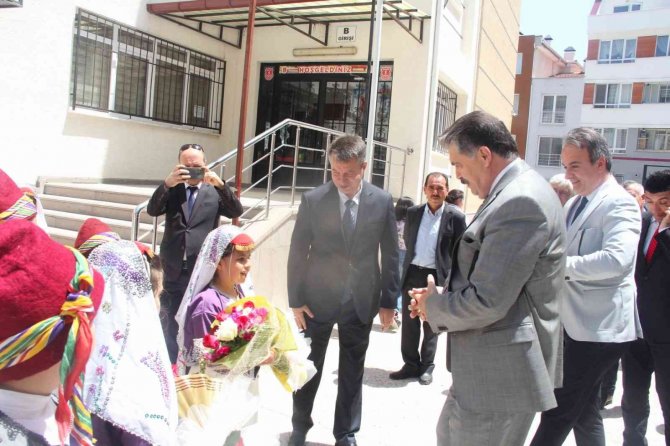 Eskişehir’de Babalara ‘Badep’ Sertifikaları Verildi