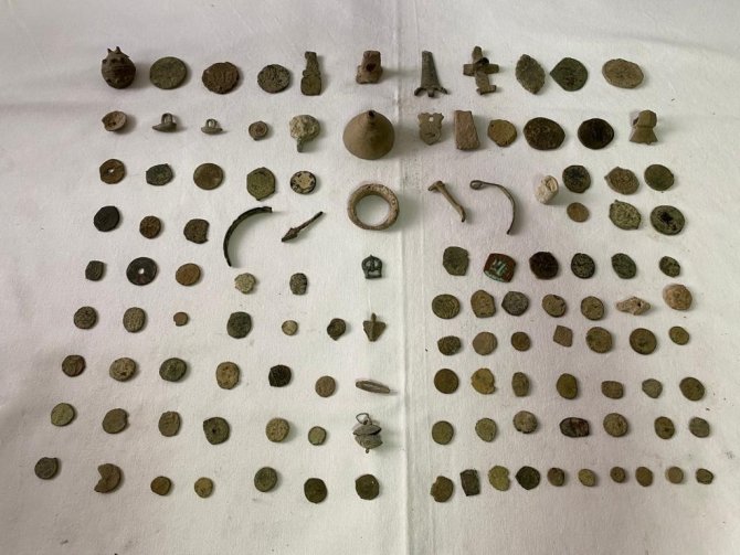 Jandarmadan Kaçak Tütün Ve Tarihi Eser Operasyonu