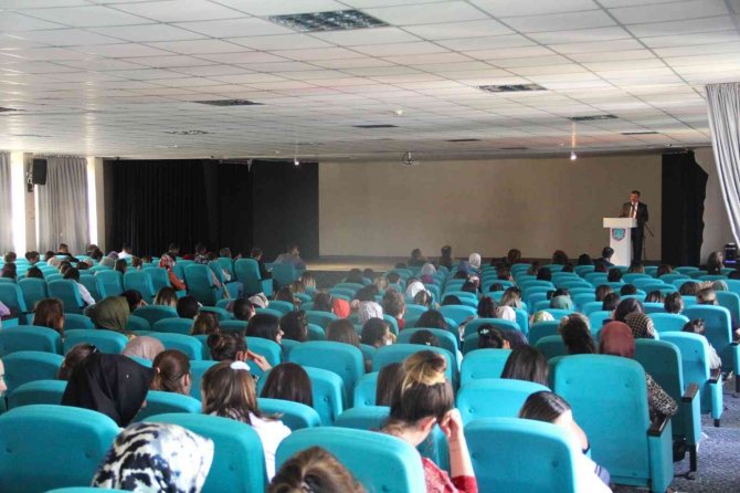 Eskişehir’de Öğretmenlere ‘Sağlıklı Yaşam Projesi’ Bilgilendirme Toplantısı Yapıldı