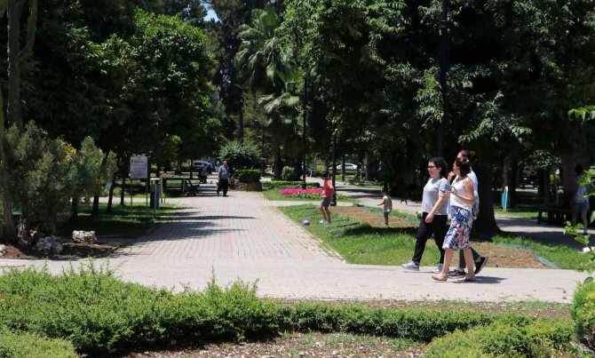Adana’da Termometreler 43 Dereceyi Gösterdi