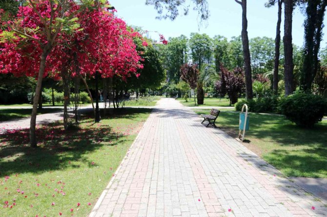 Adana’da Termometreler 43 Dereceyi Gösterdi