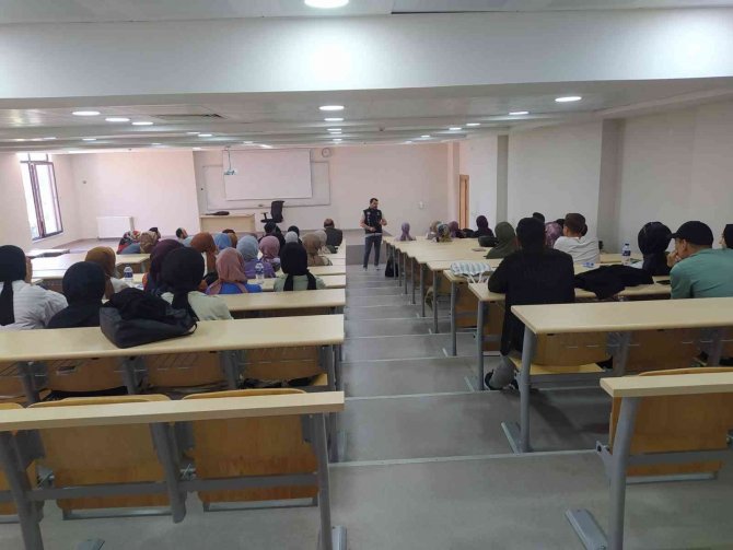 Narkotik Ekiplerinden 612 Kişiye Eğitim