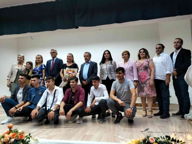 Köyceğiz Mesleki Ve Teknik Anadolu Lisesi’nden Yılsonu Gösterisi