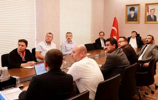 Kütahya’da, “İ̇l Yeterli Ve Dengeli Beslenme Ve Hareketli Hayat Kurulu” Toplantısı