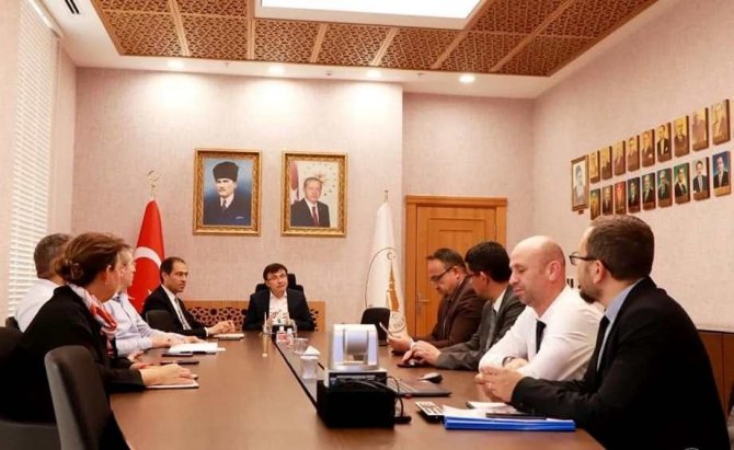 Kütahya’da, “İ̇l Yeterli Ve Dengeli Beslenme Ve Hareketli Hayat Kurulu” Toplantısı