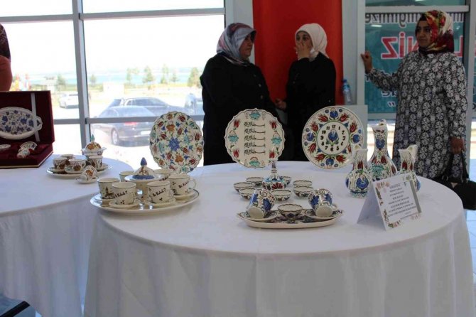 ’’El Emeği Göz Nuru’’ Ürünler Görücüye Çıktı