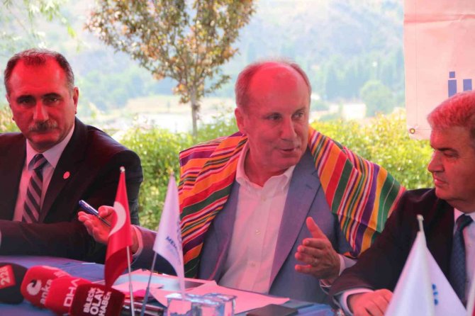 Memleket Partisi Genel Başkanı Muharrem İ̇nce: "Paraya Bakıyorum 50 Milyon Dolar, 60 Milyon Dolar. Kaçmak İçin Yeterli Para Değil"