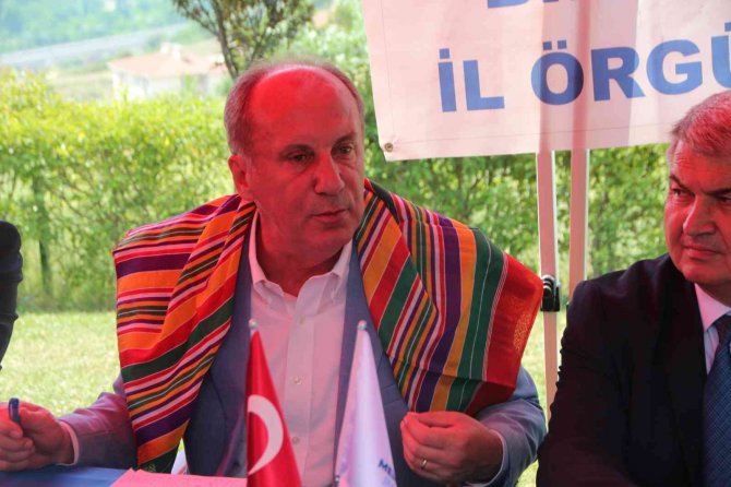 Memleket Partisi Genel Başkanı Muharrem İ̇nce: "Paraya Bakıyorum 50 Milyon Dolar, 60 Milyon Dolar. Kaçmak İçin Yeterli Para Değil"